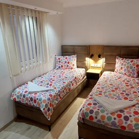 Berta - 302 Luxury - Free Private Secured Parking Tuzla