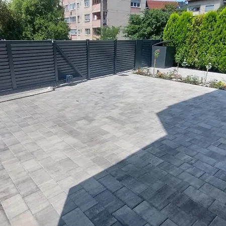 Apartment Berta - 101 Luxury - Free Private Secured Parking Tuzla