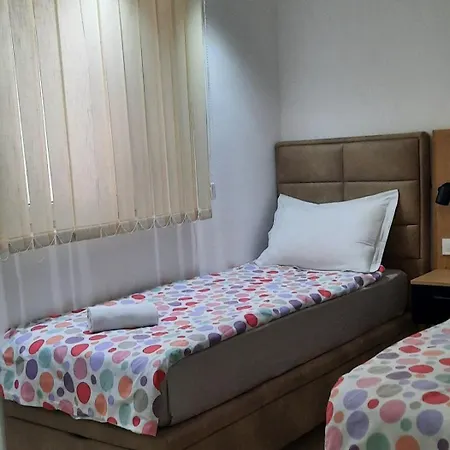 Berta - 302 Luxury - Free Private Secured Parking * Tuzla