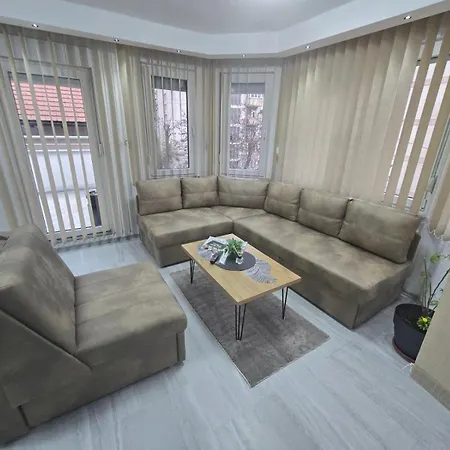 Apartmán Berta - 302 Luxury - Free Private Secured Parking Tuzla