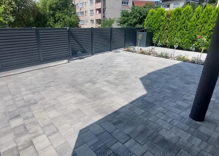 شقة Berta - 302 Luxury - Free Private Secured Parking توزلا