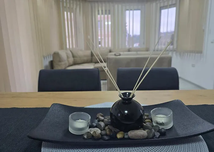 Berta - 302 Luxury - Free Private Secured Parking