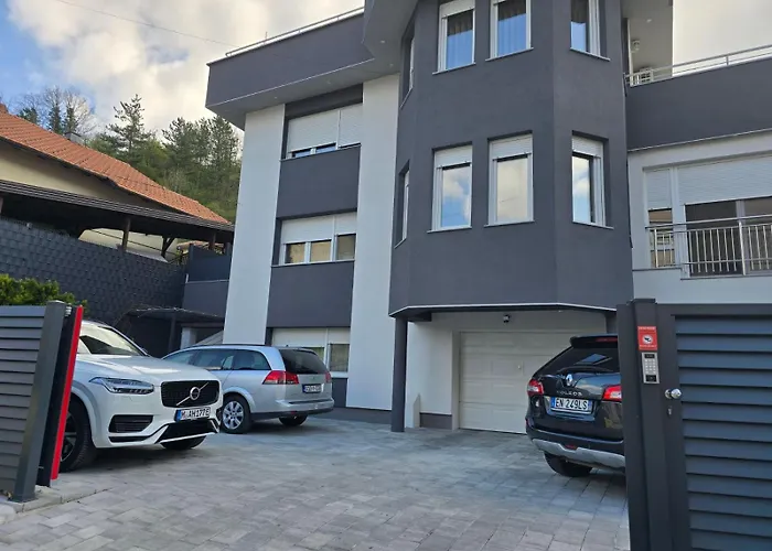 شقة Berta - 302 Luxury - Free Private Secured Parking *